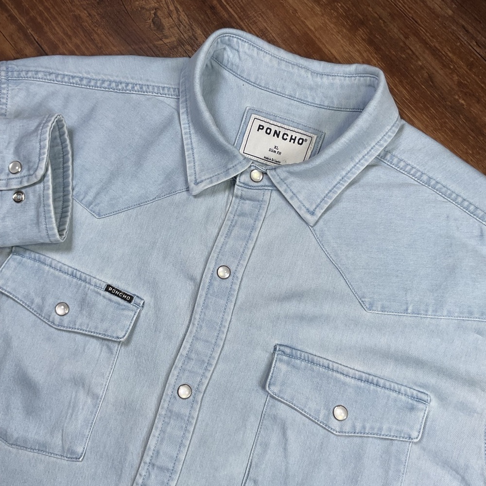 Poncho Denim Pearl Snap Shirt Long Sleeve Western Light Wash Men’s XL Slim Fit